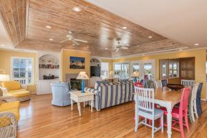Bahia Mar - Fripp Island - Right Across from Beach Access