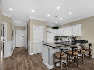 Emerald Dunes 502 by Newman-Dailey