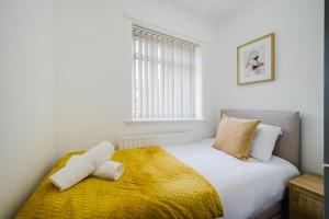 Cosy 3 bed home, near Etihad Stadium, fast WIFI