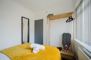 Cosy 3 bed home, near Etihad Stadium, fast WIFI