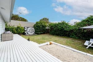 Zeally Bay coastal cool retreat 600m to beach