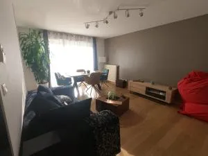 Home between city and nature - 埃沙内韦