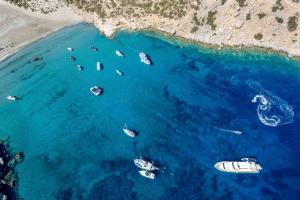 Captain Manolis - Greek Traditional Wooden Boat