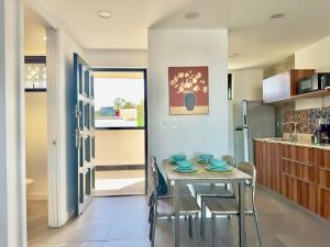 Downtown Tijuana 1 BR Ave Revolucion Suite 1st floor