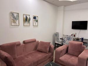 Ensquare Apartments