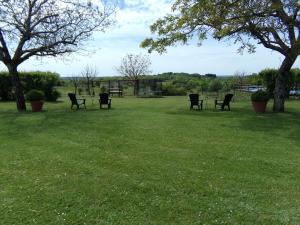 Maisons de vacances Family orientated, beautiful setting two pools : photos des chambres