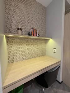 Studio Incrível na Vila Madalena com AC | Delfhy