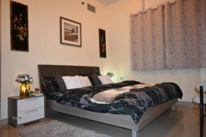 Marina Breeze Residence Near to Yachts and Beach