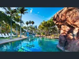 Gorgeous 4 Bed Beachside Apartment - Diamond Beach Resort - 黄金海岸