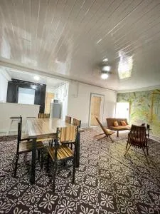 Elson Browne-Low - 乔治敦