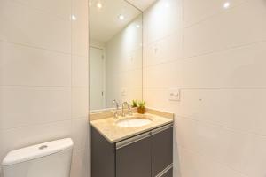 Easy Star - Belo studio CVaga ao lado da estação Campo Belo -QU01I