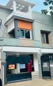 Vidhyashree Illam - 丁迪古尔