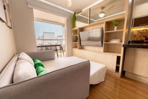 Easy Star - Belo apto c 2 quartos, vaga e varanda na Paulista - NP01I