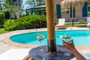 Villas Villa spacieuse a Ponteves avec piscine privee. : photos des chambres