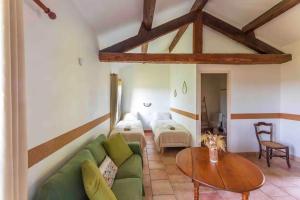 Villas Villa spacieuse a Ponteves avec piscine privee. : photos des chambres