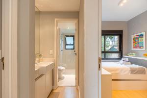 Easy Star - Belo apto C vaga, varanda e 2 dorms em Perdizes - QF01I