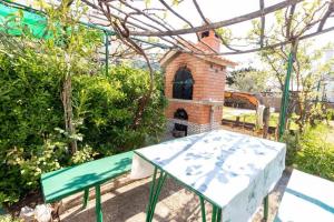 Apartments with parking space Baska, Krk - 23999