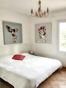 Villas Villa exceptionnelle a Rousset avec piscine privee : photos des chambres