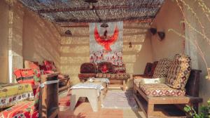 Pyramids Lounge Guest House