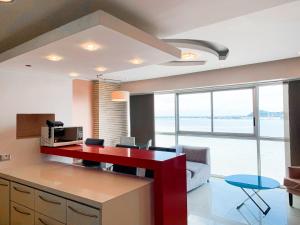 Departamento con Piscina, Jacuzzi y GYM