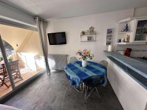 Bel appart 2 pièces 5 pers - Port Camargue - FR-1-731-125
