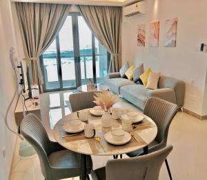 R&F Princess Cove JB CIQ with Seaview