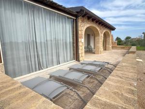 Villa Mary con ampio giardino e accesso in piscina