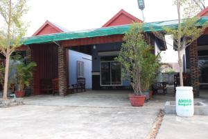 AHHA Bungalow Kampot