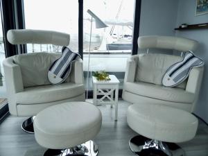 Floating freedom by the Dodekalitten