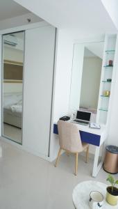 Blue Belle Staycation Pollux Habibie