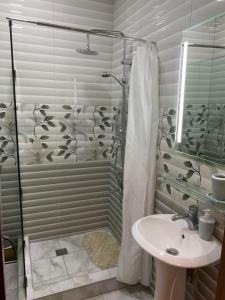 Apartment on L.Meskhishvili Turn