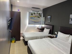 Happy Island Hotel