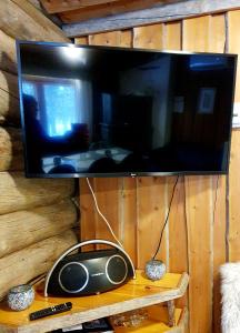 Kelolehto 20 järven ja ladun lähellä