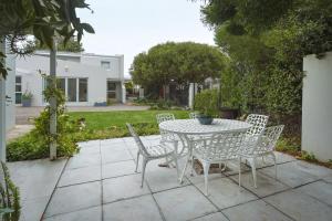 Tuis en Tevrede - 1 Bedroom Flat