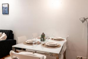 2ndhomes Superior Kamppi Center Apartment with Sauna & Terrace