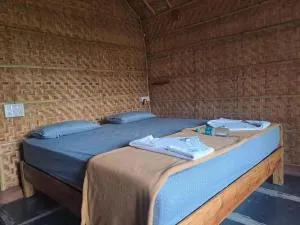 Hampi Rasta Cafe - Badami