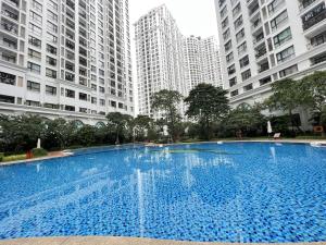 Vinhomes Royal City by Emily in Town