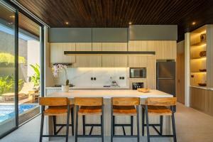 Private Villa Ayra 9D, 10min Melasti Beach