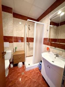 17 pools in Fort Noks Grand