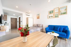 Blue Horizon Studio Saigon Royal Hana Apart