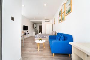 Blue Horizon Studio Saigon Royal Hana Apart