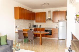 Stunning apartment with sea view