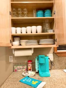 Cute Artsy7 Getaway, large parking, 20mins to OSU