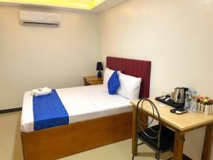 FountainBlue Hotel and Banquet Hall