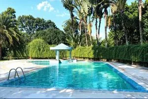 Kazi Resort & Hotel - Rājābāri