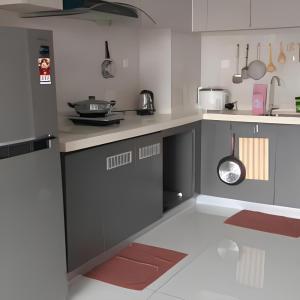 Cityview 2BR Country Garden Danga Bay - Natol