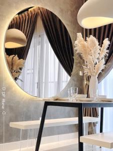 5 STAR Homestay 3R3B KL View Trion TRX Velocity