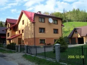 u Bożeny Chopinka - 奧考特尼查古尔纳