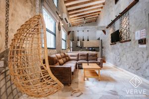 R Private Club House 4B4B 16 pax by Verve