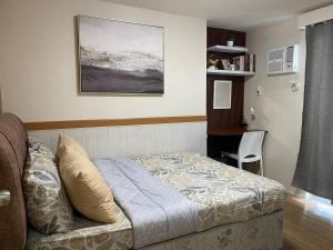 Aesthetic 2 Bedroom The Loop Tower Condo Unit